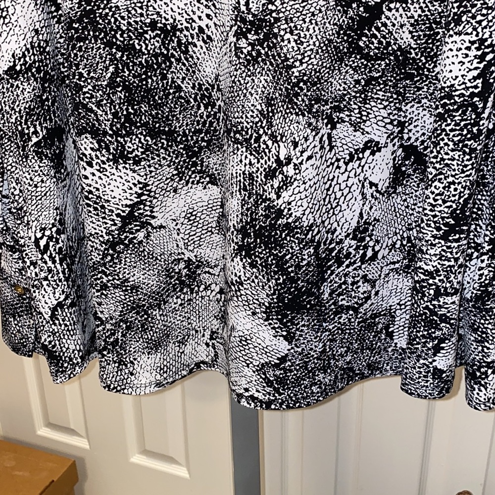 Women's Dana Bachman black / white long sleeved tunic shirt , size 1X - Picture 9 of 13